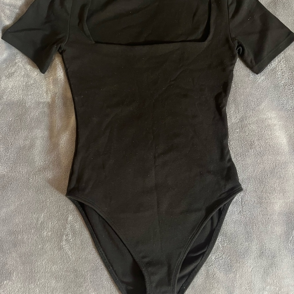 Oak + Fort Black Short sleeve Square Neck Black Bodysuit